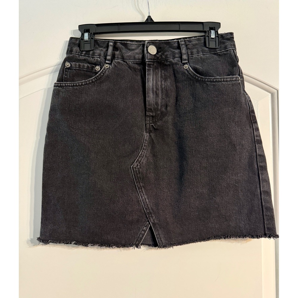ASOS Denim Mini Skirt Size 4 Black Raw Hem Frayed Y2K Edgy Grunge Festival 90s